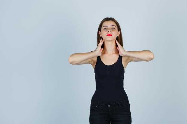 Методы борьбы с холкой на шее сзади
