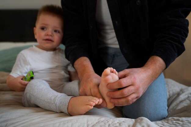 Какие симптомы сопровождают бородавку на ноге у ребенка?