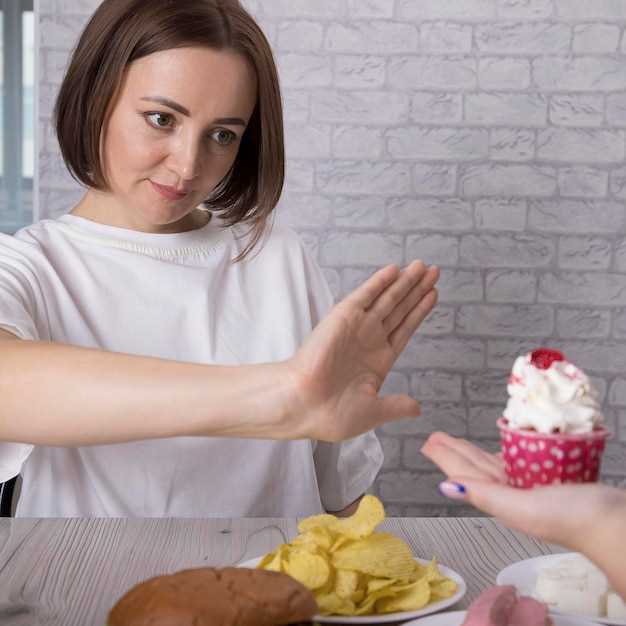 Что может привести к появлению отрыжки у женщин после приема пищи