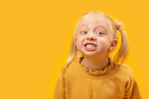 Как правильно ухаживать за языком малыша, если он сделался желтым